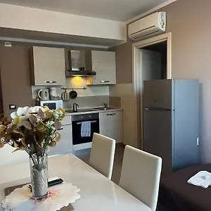 Apartment La Piazzetta Vicino A Firenze, Signa