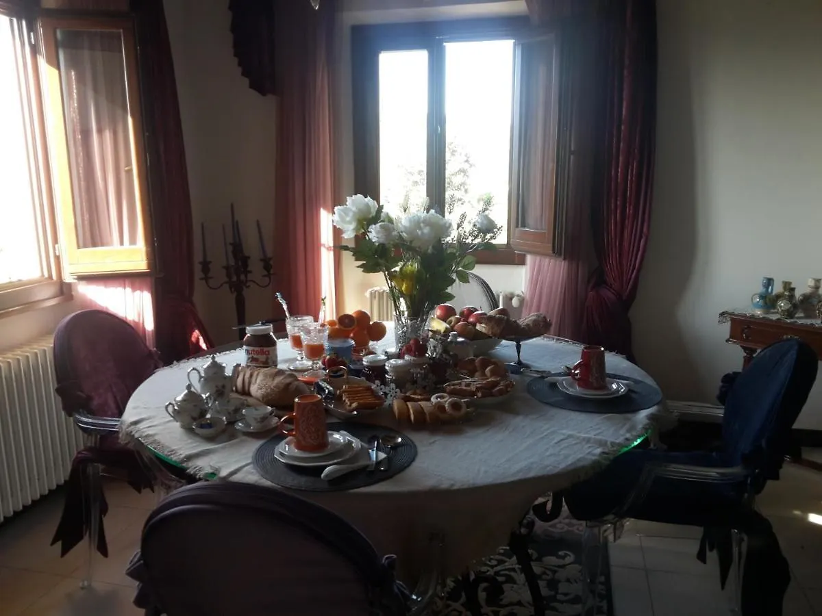 B&B L'Orologio Signa Bed & Breakfast