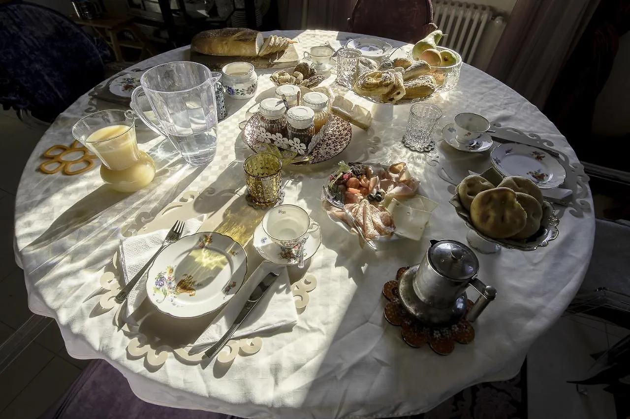 B&B L'Orologio Signa 0*,  Italia