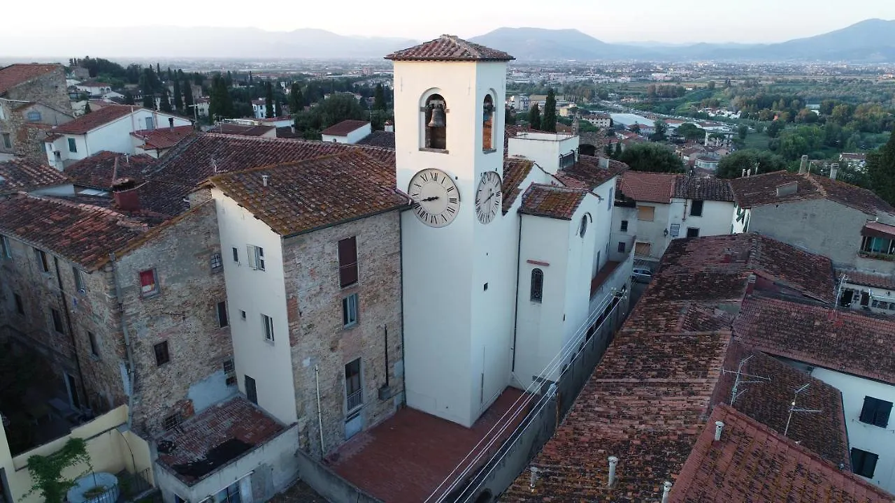 B&B L'Orologio Signa Bed & Breakfast